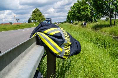 B39 / Obersulm: Heftiger Crash! Frontalzusammenstoss zwischen LKW und PKW - Schwerverletzte Fahrerin muss von der Feuerwehr aus Ihrem Wagen geschnitten werden